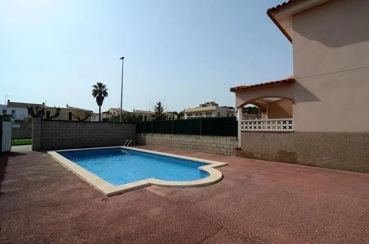 Rambla Mallols Holiday home L'Escala Spain
